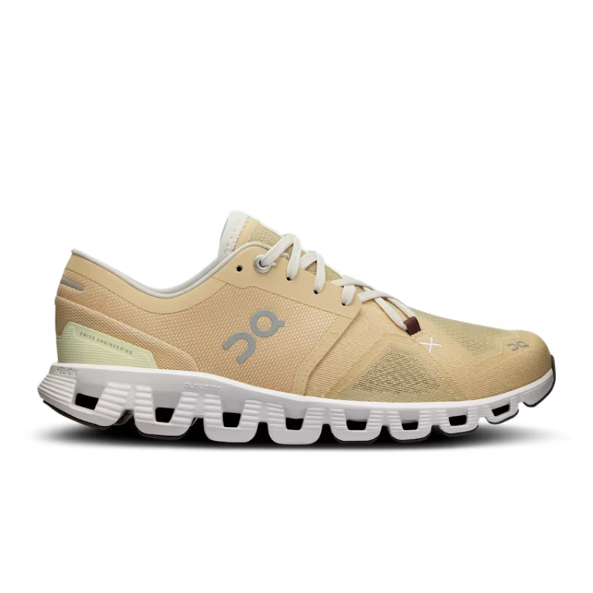 On Running - Cloud X 3 Savannah/Frost (Women)